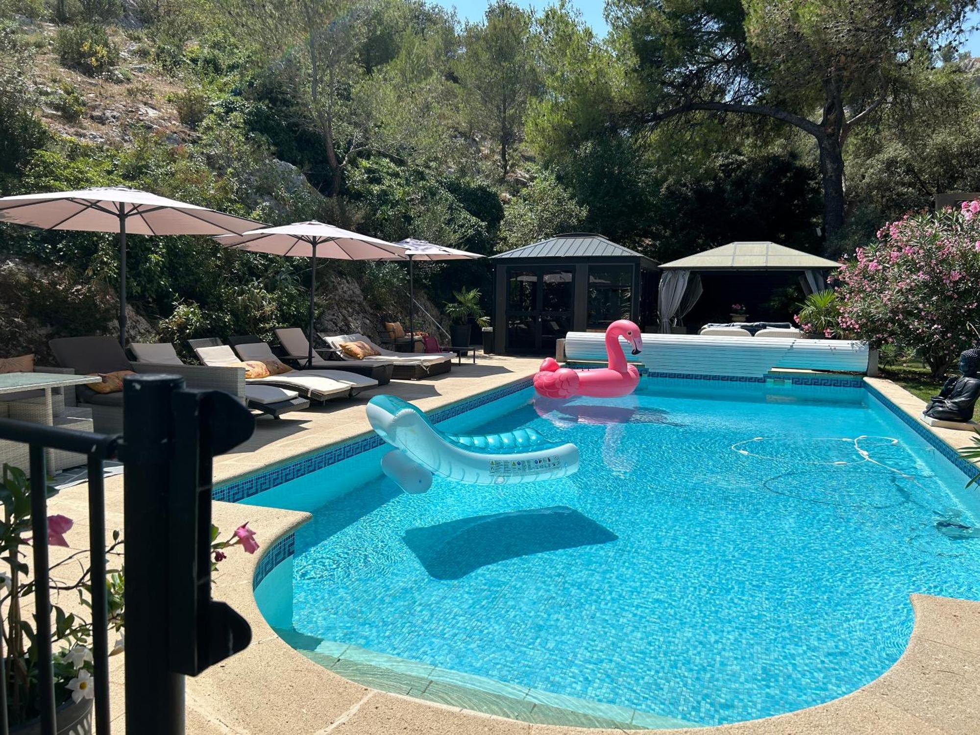 Gite Des Estelles "Axel" Avec Espace Jacuzzi Cavaillon Dış mekan fotoğraf